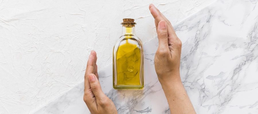 Olives Oil Food Kitchen Vinegar  - uluerservet / Pixabay
